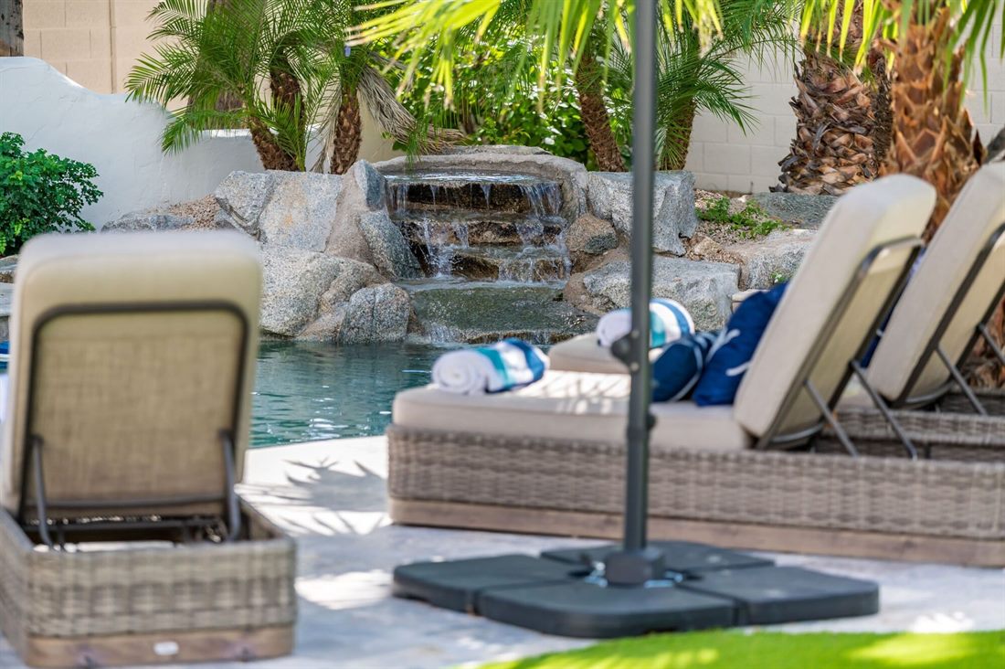 Desert Resort Phoenix — a direct-booking site in Phoenix, AZ